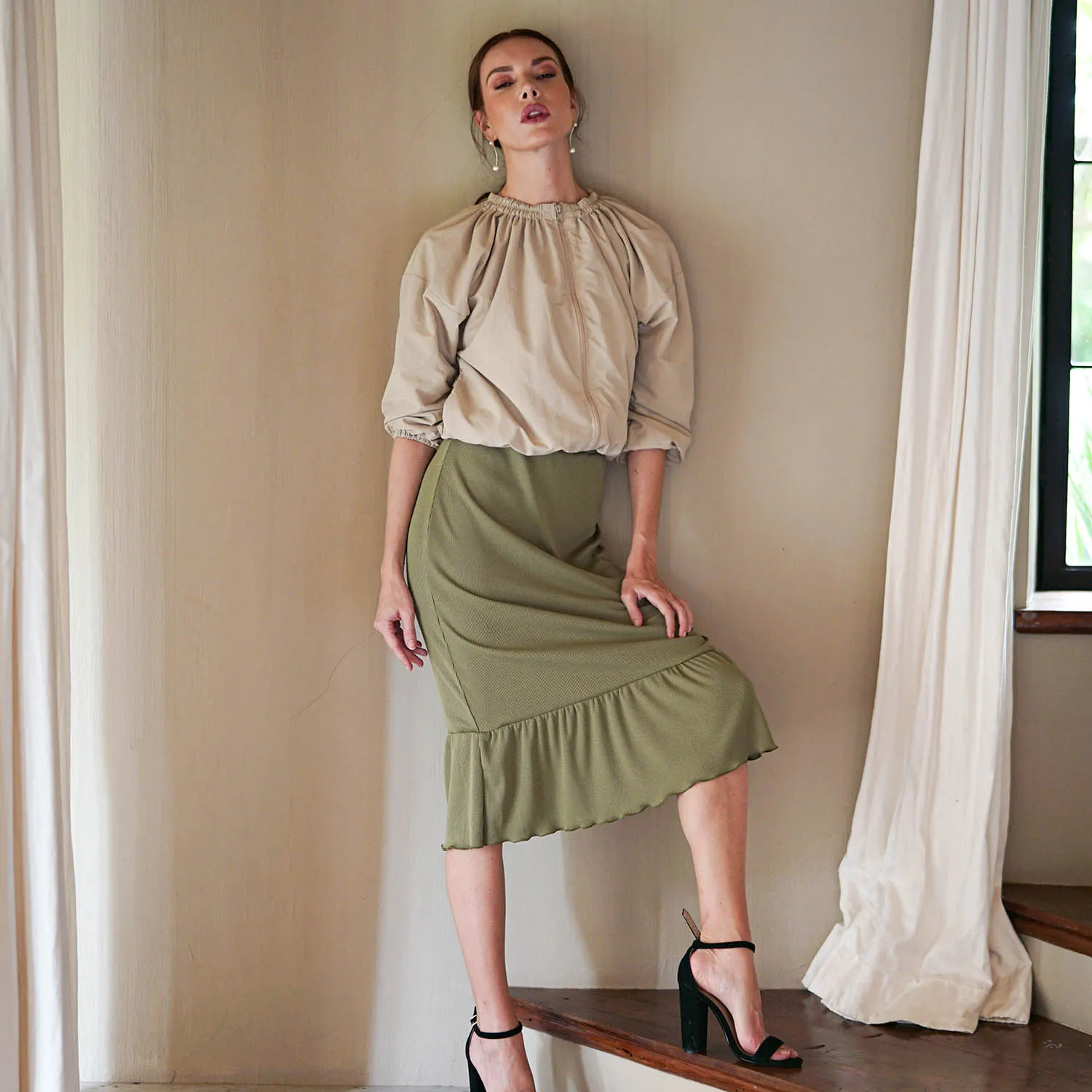 MARJORIE Ruffle Rib Skirt in Moss Green