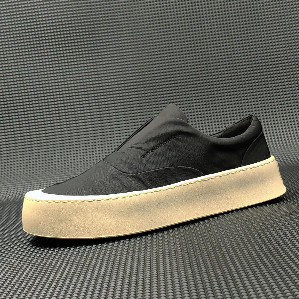 Men Minimalist Breathable Canvas Flat Slip-on Casual Shoes