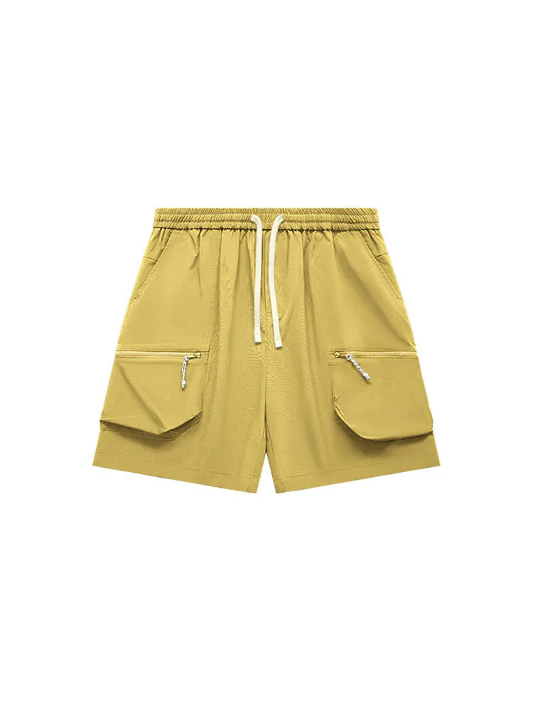 Men'S Flowy Cargo Shorts In A Neutral Color